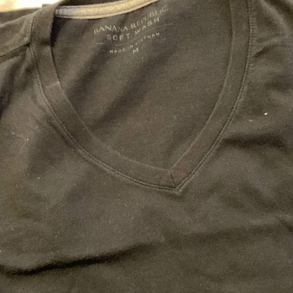 Banana Republic Medium V neck tee